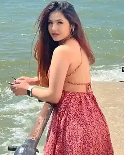 Call Girls in Dhoraji