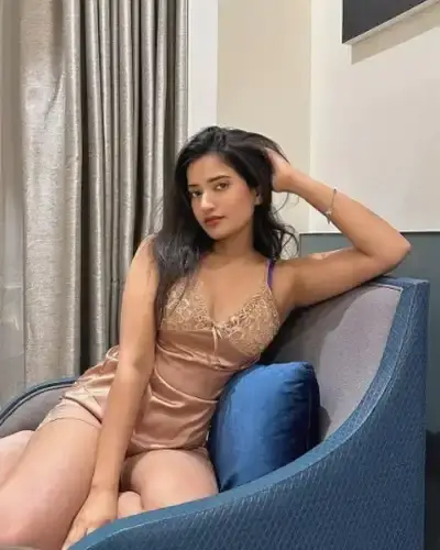 Call Girls Dhoraji Cash On Delivery